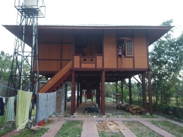 Rumah Kayu 3 Kamar Ukuran 8x12 - Gambar 2